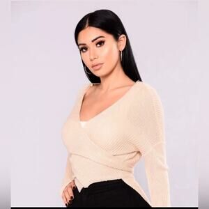 Fashion Nova Wrap Sweater Knit NWT Tan Size Small